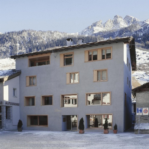 Hotel Alpina image 3